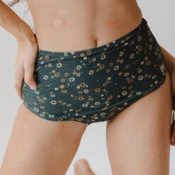 Flora High-Waisted Bottoms -Swimwear Specialty Shop 369A0339