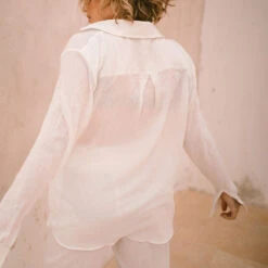 Linen Button Up, White -Swimwear Specialty Shop 369A4919final 814f5bfd a249 4882 92c3 a1785b793ef8