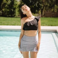 Icon Wave Crop, Matte Black