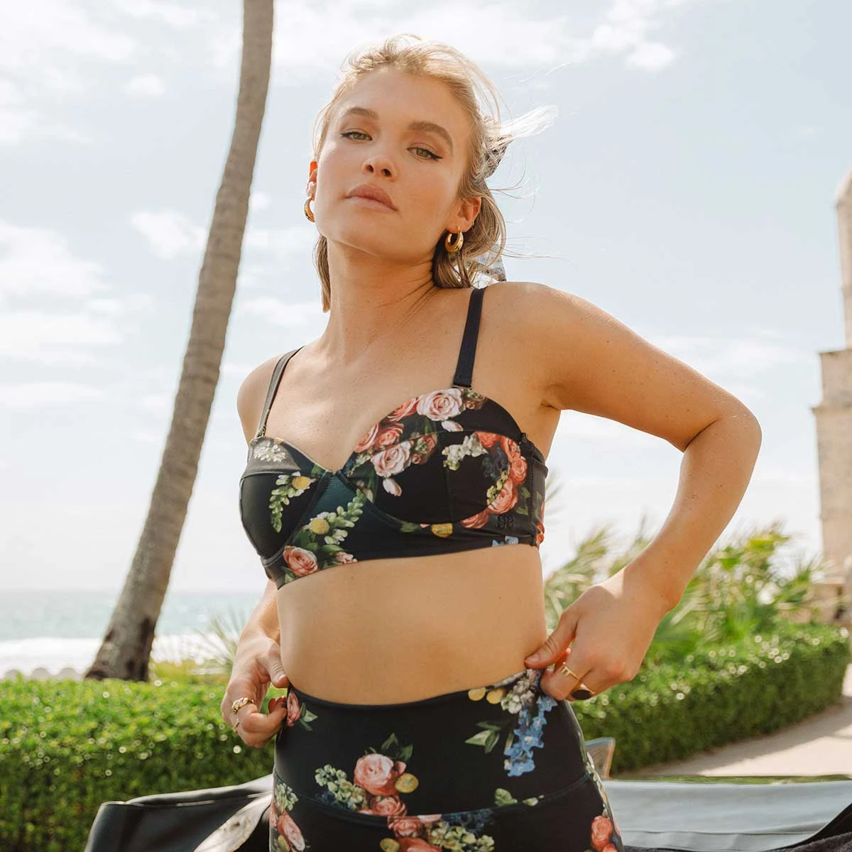 Hailey Crop, Rose Black 1 Hailey Crop, Rose Black