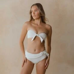 Simone Bandeau, Ivory -Swimwear Specialty Shop 369A6142final 5d9a5f56 98cc 40d6 8c65 b6fde251dc58