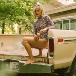 Wailea Floral Long Sleeve Rash Guard -Swimwear Specialty Shop 369A7406final